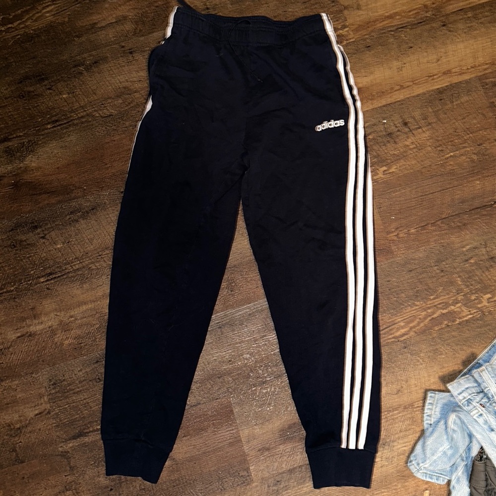 Men’s adidas joggers. Size medium